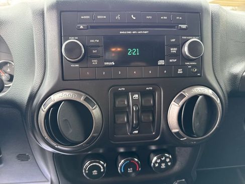 Used 2016 Jeep Wrangler Unlimited Sport w/ Quick Order Package 24S image 18