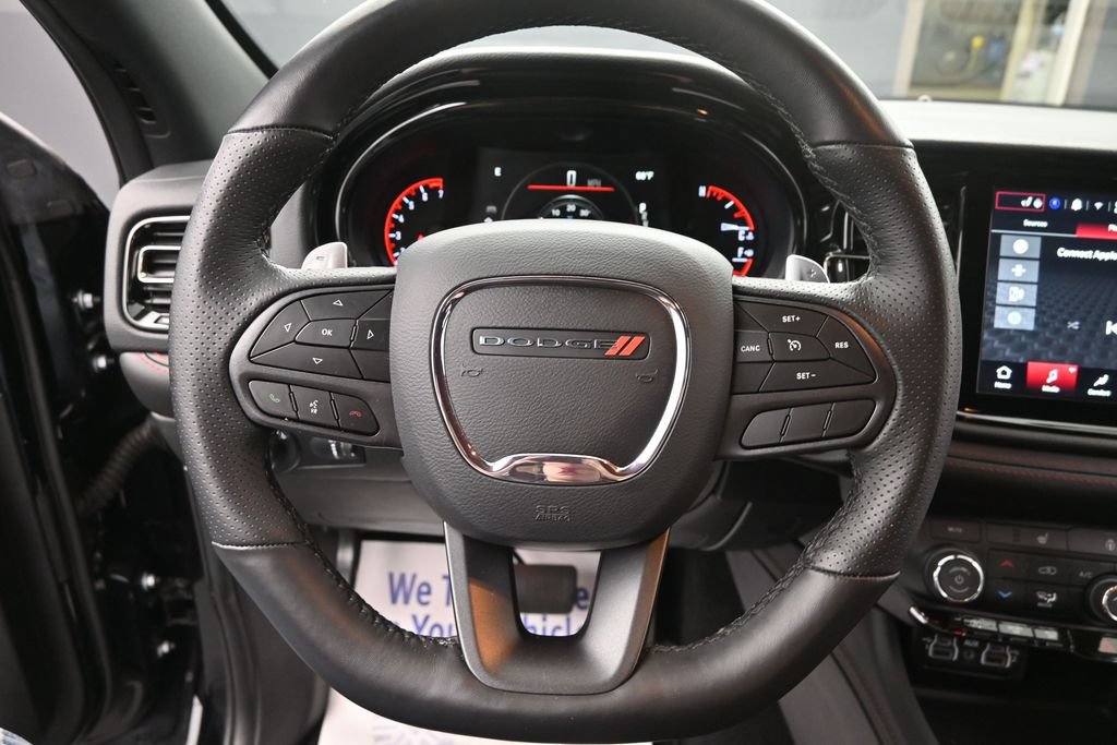 Used 2025 Dodge Durango GT AWD/4WD image 32