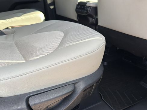 Used 2025 Toyota Grand Highlander AWD Hybrid image 26