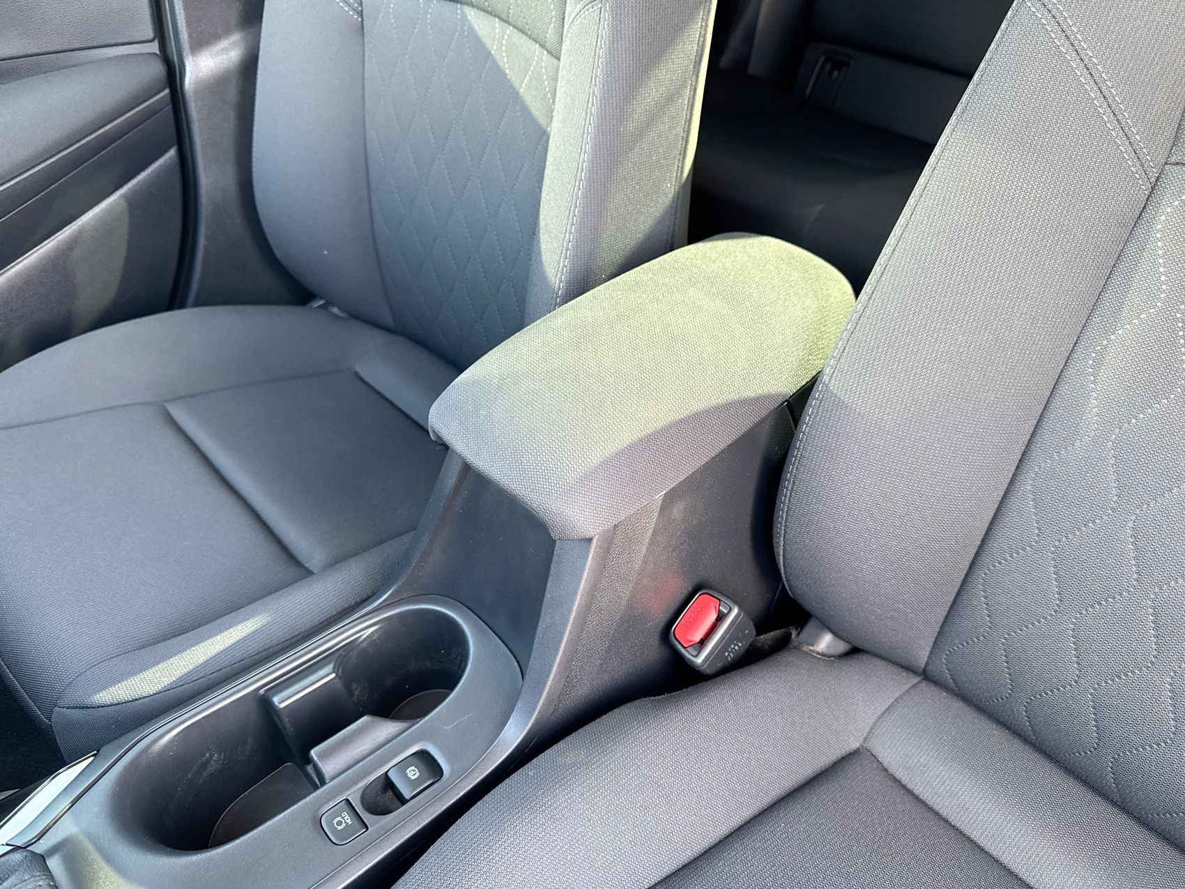 Used 2024 Toyota Corolla LE FWD image 20