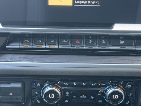 New 2026 GMC Sierra 1500 SLT w/ SLT Premium Plus Package image 34