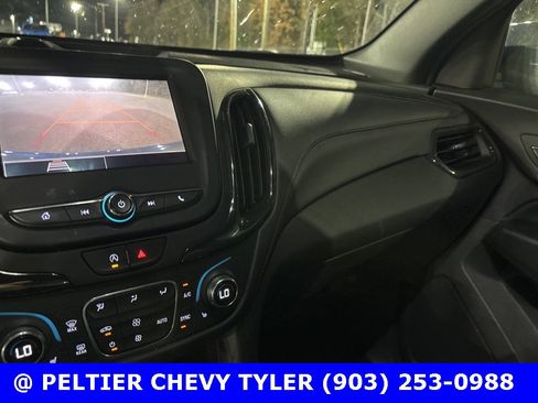 Used 2022 Chevrolet Equinox RS w/ LPO, Cargo Package image 16