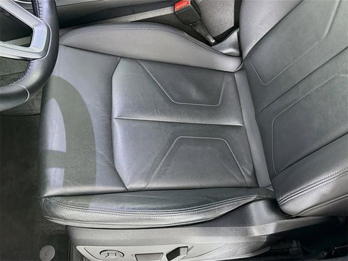 Used 2020 Audi Q3 2.0T Premium Plus image 21