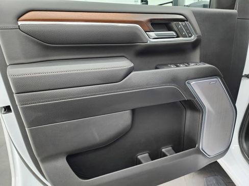 Used 2024 GMC Sierra 2500 Denali w/ Denali Reserve Package image 47