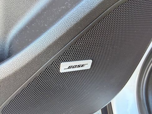 Used 2022 Chevrolet Bolt EUV Premier w/ Sun & Sound Package FWD image 26