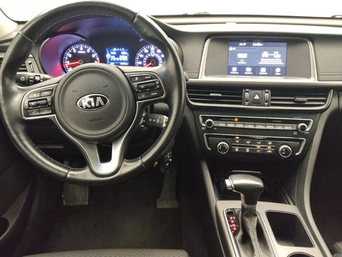 Used 2018 Kia Optima S FWD image 22
