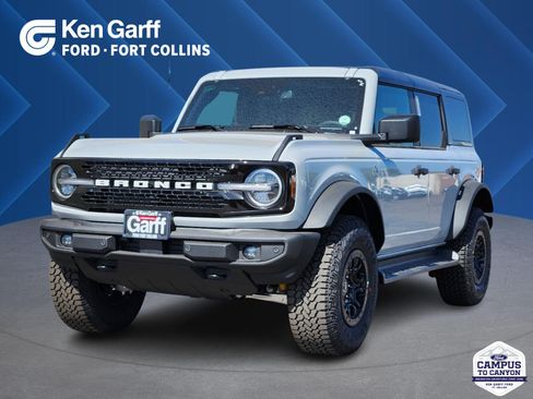 New 2026 Ford Bronco Outer Banks w/ Sasquatch Package AWD/4WD image 1