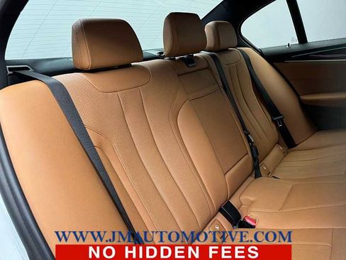 Used 2021 BMW 530i xDrive w/ Premium Package AWD/4WD image 19