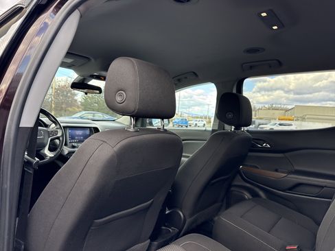 Used 2020 GMC Acadia SLE w/ Driver Convenience Package image 30