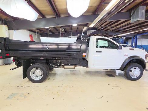 New 2026 RAM 5500 Tradesman w/ Chrome Appearance Group AWD/4WD image 4
