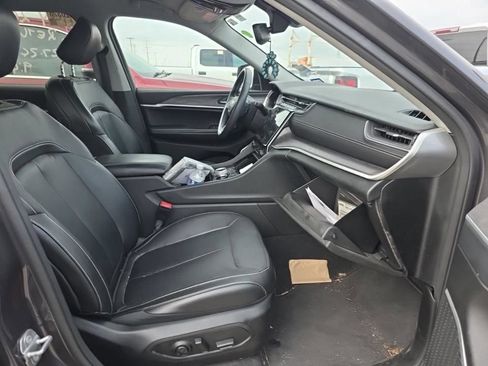 Used 2022 Jeep Grand Cherokee L Limited RWD image 12