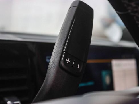 Used 2024 Chevrolet Silverado 2500 High Country w/ Technology Package image 48