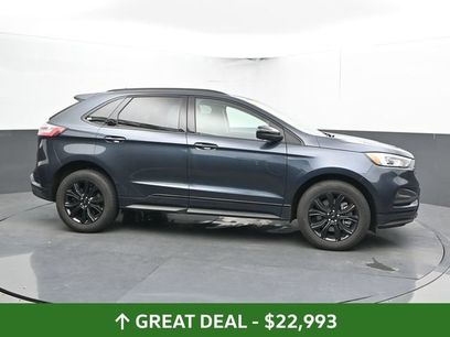 Used 2023 Ford Edge SE w/ Black Appearance Package