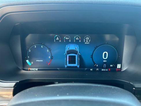 New 2025 Ford F150 Lariat w/ Equipment Group 501A Mid image 10