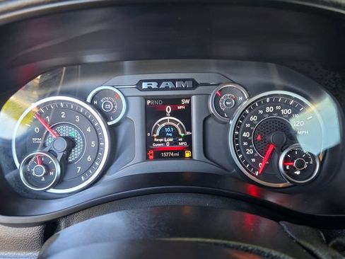 Certified 2025 RAM 2500 Big Horn AWD/4WD image 12