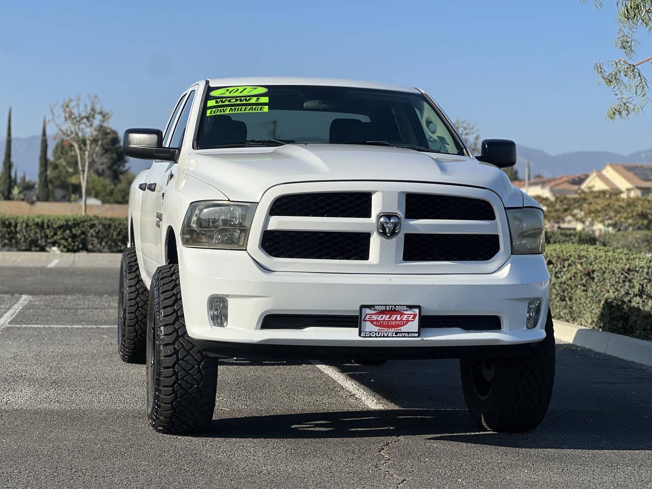 Used 2017 RAM 1500 Express RWD image 30
