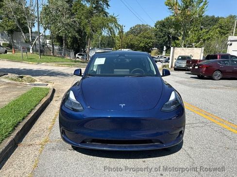 Used 2023 Tesla Model Y Long Range AWD/4WD image 3