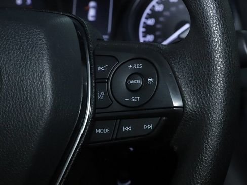 Used 2020 Toyota Camry LE FWD image 15