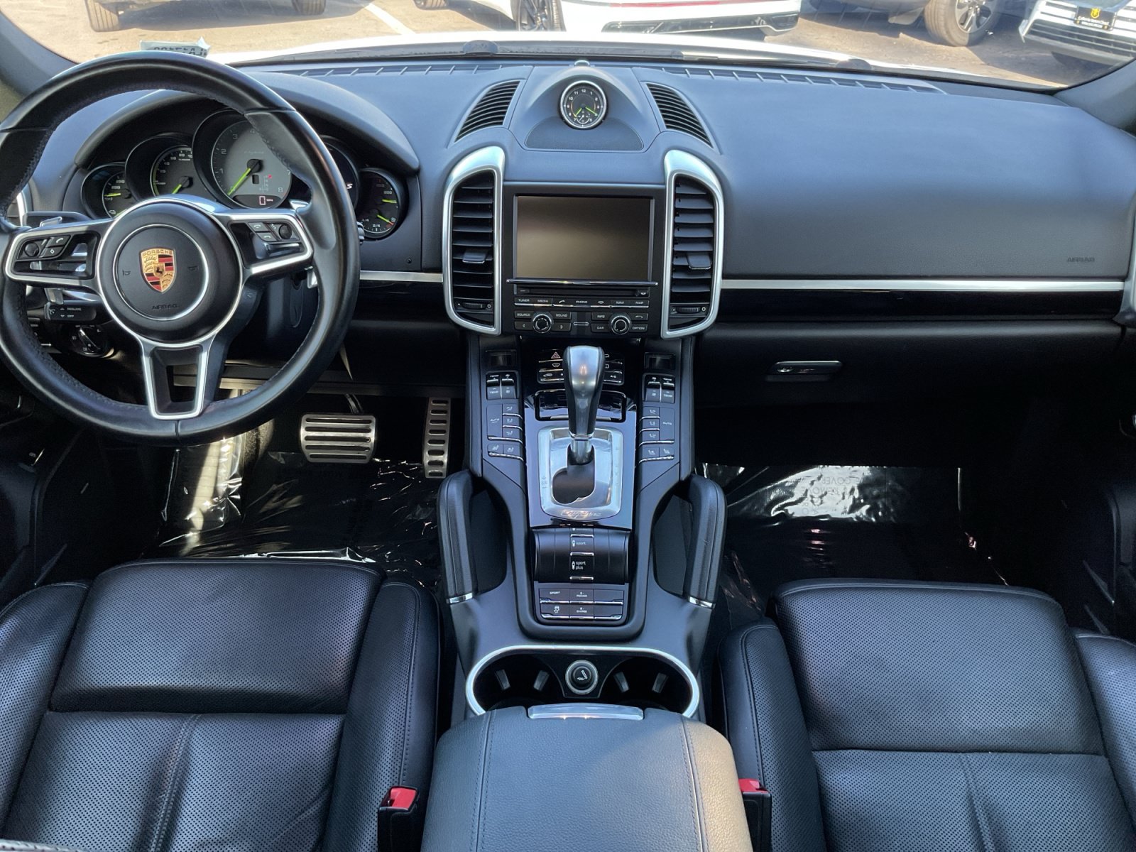 Used 2016 Porsche Cayenne S AWD/4WD image 15
