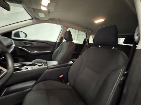 Used 2024 Nissan Rogue S AWD/4WD image 16