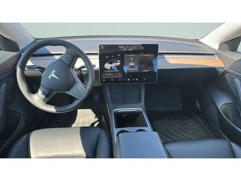 Used 2021 Tesla Model 3 Standard Range Plus RWD image 8