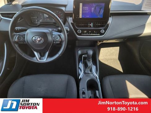 Used 2024 Toyota Corolla SE image 27