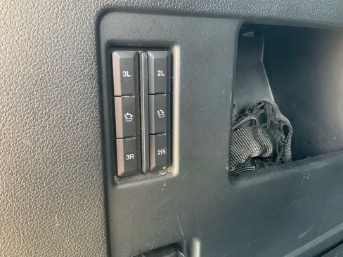 Used 2021 Ford Expedition Platinum image 28