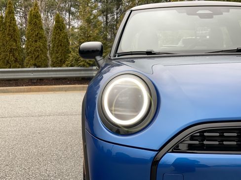 New 2026 MINI Cooper 2-Door Hardtop FWD image 36