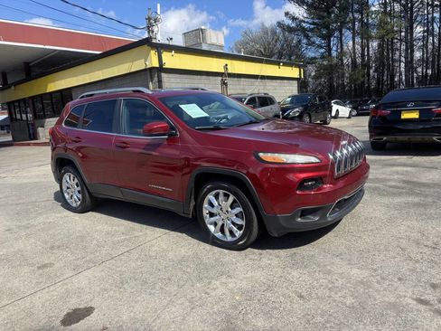 Used 2014 Jeep Cherokee Limited w/ Technology Group image 2