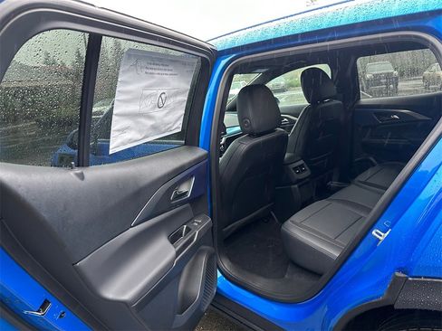 New 2026 Chevrolet Equinox EV LT image 16