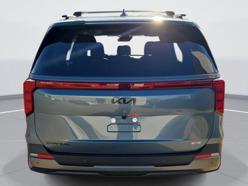 New 2026 Kia Carnival SX image 6