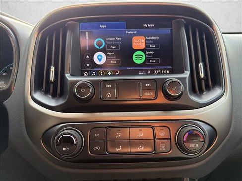 Used 2022 Chevrolet Colorado Z71 w/ Z71 Midnight Edition image 19