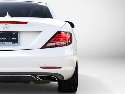 Used 2017 Mercedes-Benz SLC 300 image 41