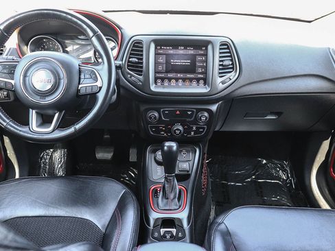 Used 2019 Jeep Compass Trailhawk AWD/4WD image 16