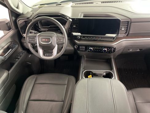 Certified 2024 GMC Sierra 2500 SLT w/ SLT Premium Package image 5