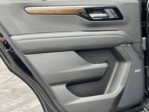 New 2026 Chevrolet Tahoe High Country AWD/4WD image 38