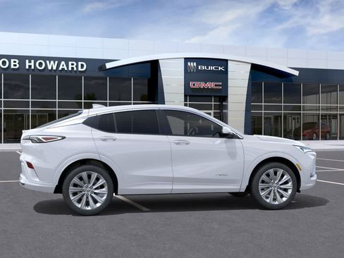New 2026 Buick Envista Avenir image 5