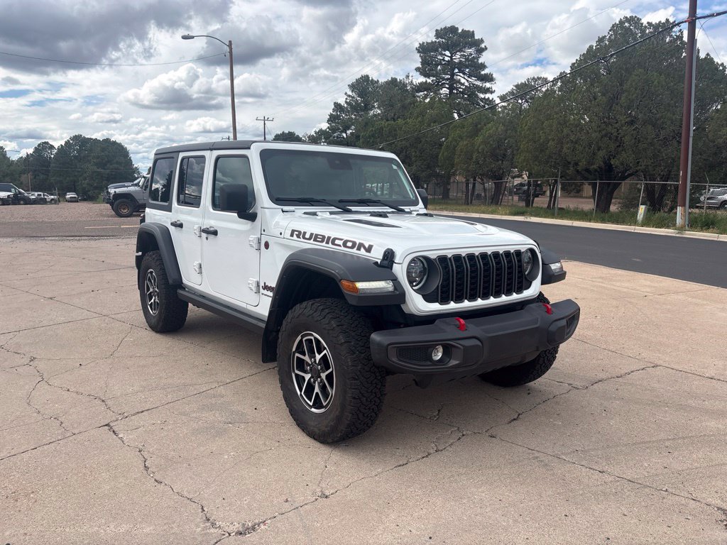 Used 2024 Jeep Wrangler Unlimited Rubicon w/ Convenience Group AWD/4WD image 1