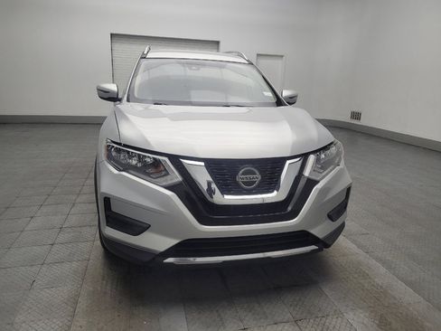 Used 2020 Nissan Rogue SV FWD image 14