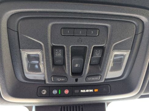 New 2025 Chevrolet Silverado 1500 High Country image 31