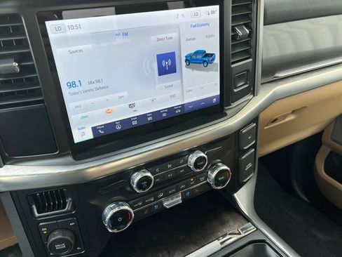 Used 2023 Ford F150 Lariat AWD/4WD image 22