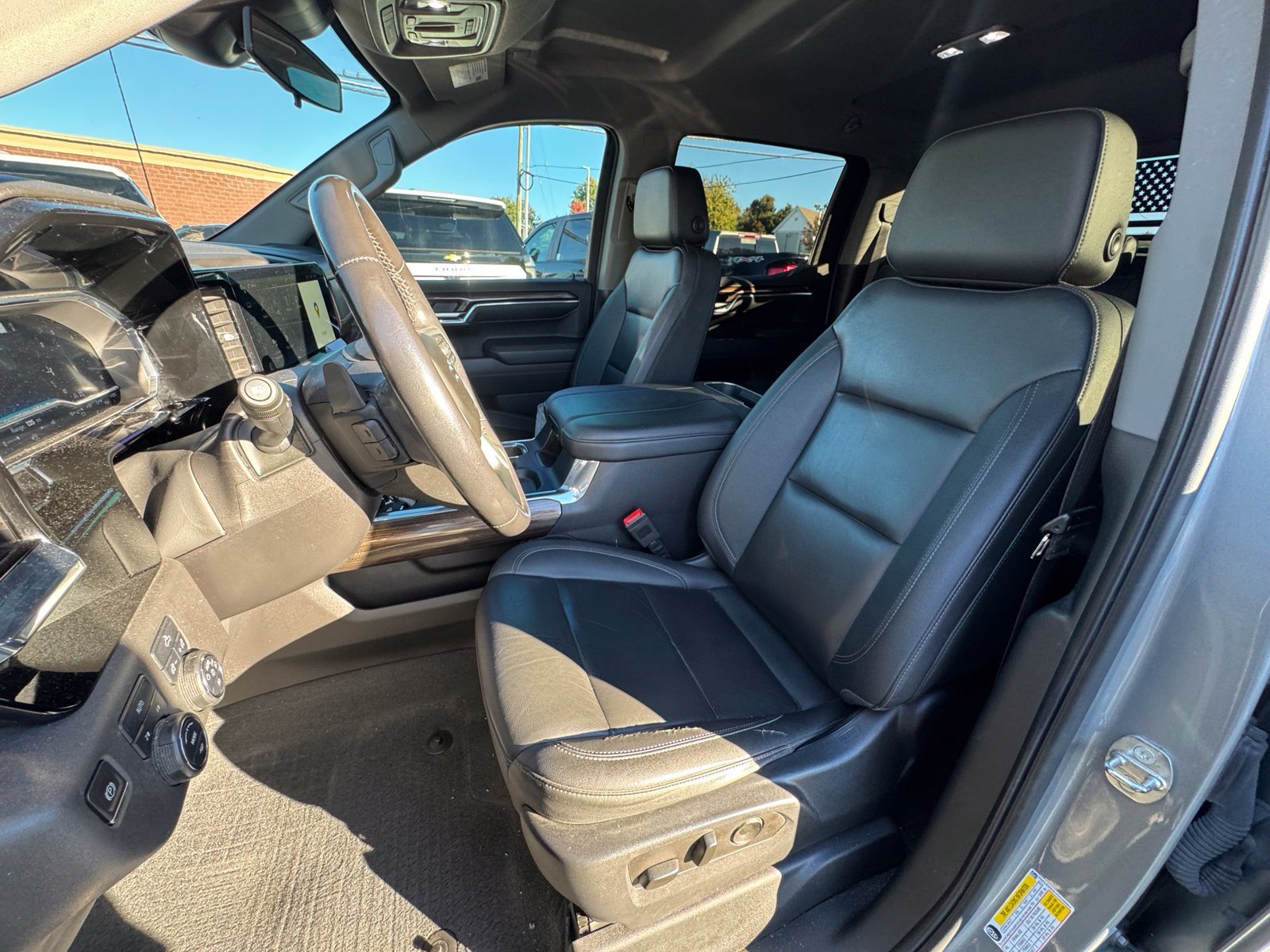 Used 2023 Chevrolet Silverado 1500 RST w/ Convenience Package II AWD/4WD image 14