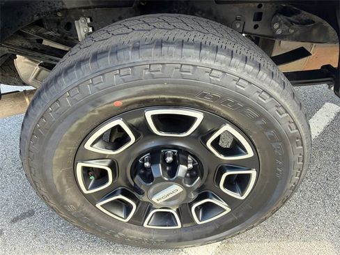 Used 2024 Ford F250 Platinum w/ FX4 Off-Road Package image 17