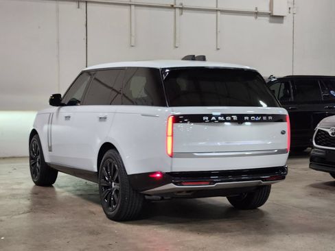 Used 2023 Land Rover Range Rover Long Wheelbase Autobiography AWD/4WD image 6