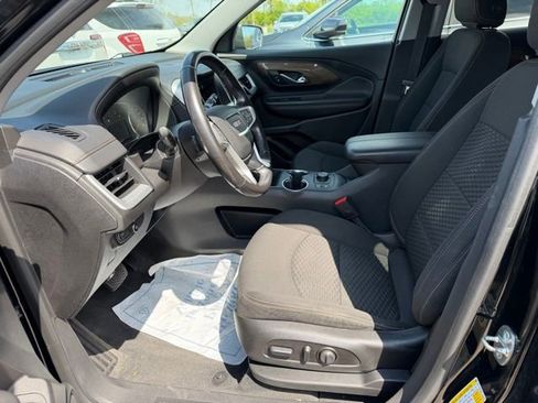 Used 2019 GMC Terrain SLE w/ Driver Convenience Package FWD image 2