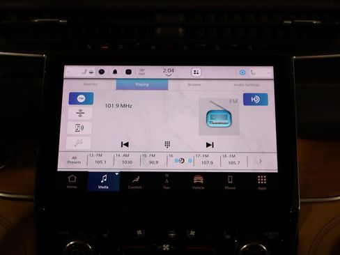 Used 2023 Jeep Grand Cherokee Summit AWD/4WD image 29