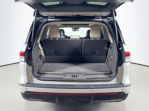 Used 2023 Lincoln Navigator Reserve AWD/4WD image 26