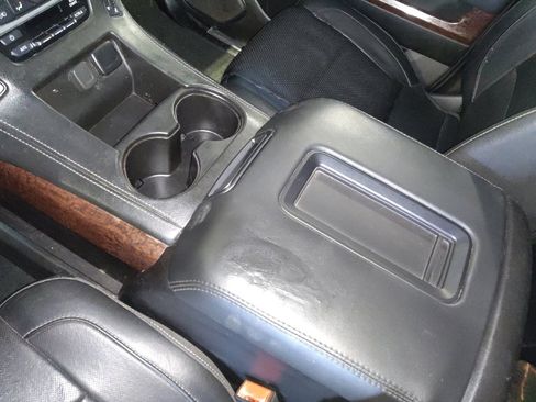 Used 2018 GMC Yukon XL SLT image 26