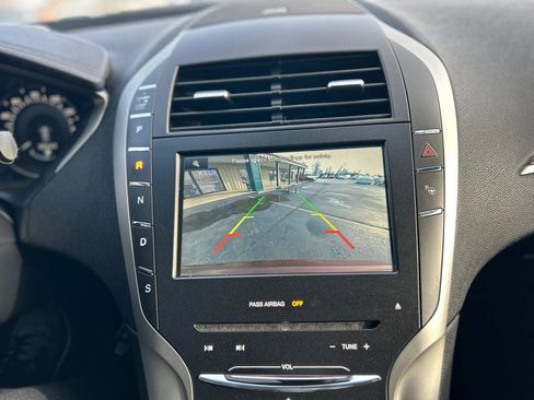 Used 2015 Lincoln MKZ w/ Equipment Group 102A Reserve FWD image 22