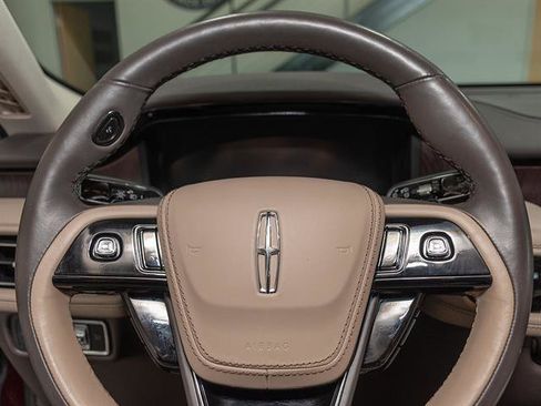 Used 2022 Lincoln Aviator Reserve w/ Elements Package Plus AWD/4WD image 14